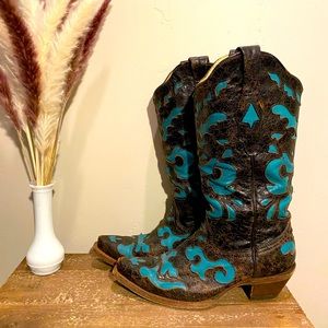 Corral Vintage Cowboy Boots